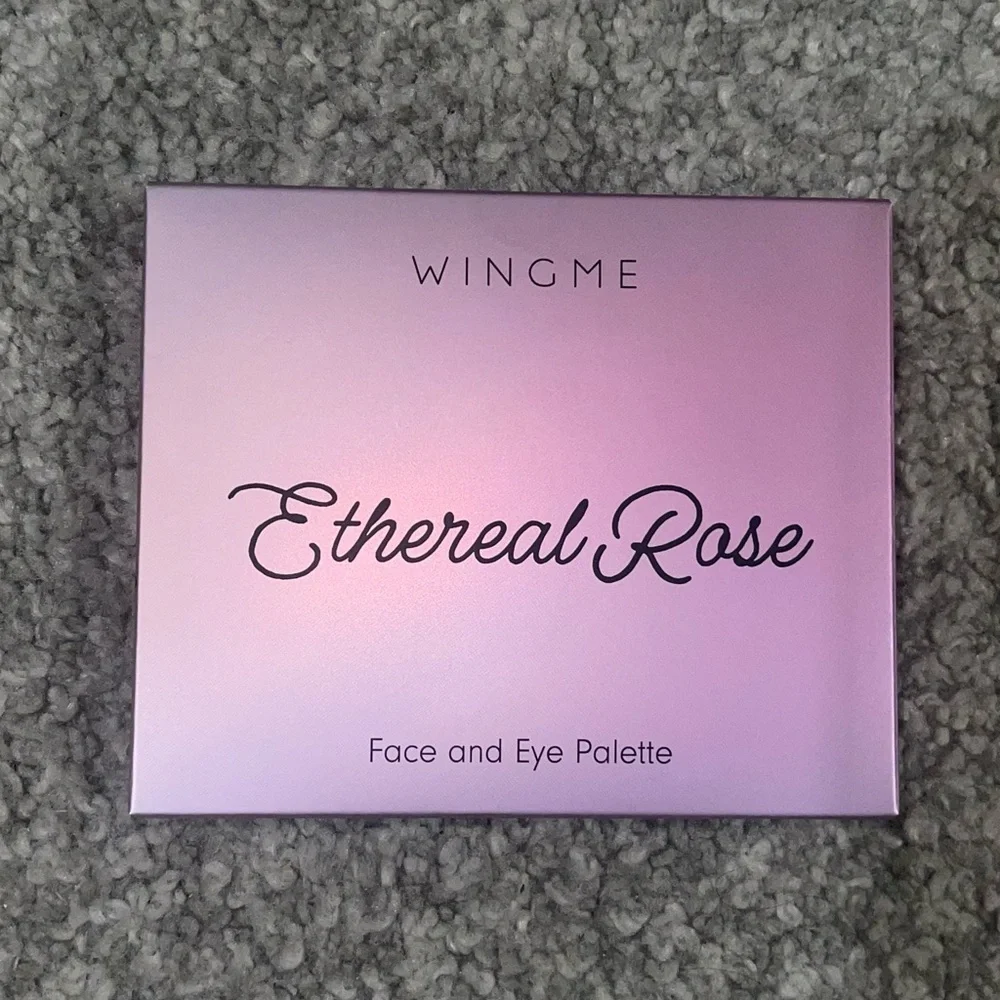 WINGME Ethereal Eye and Face Palette
